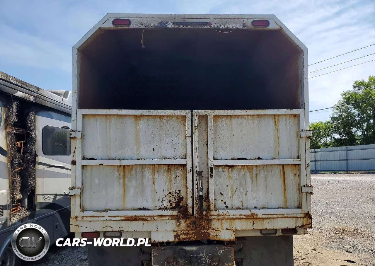 2007 GMC C5500 Chipper Truck VIN:1GDG5C1G37F902142 - 6