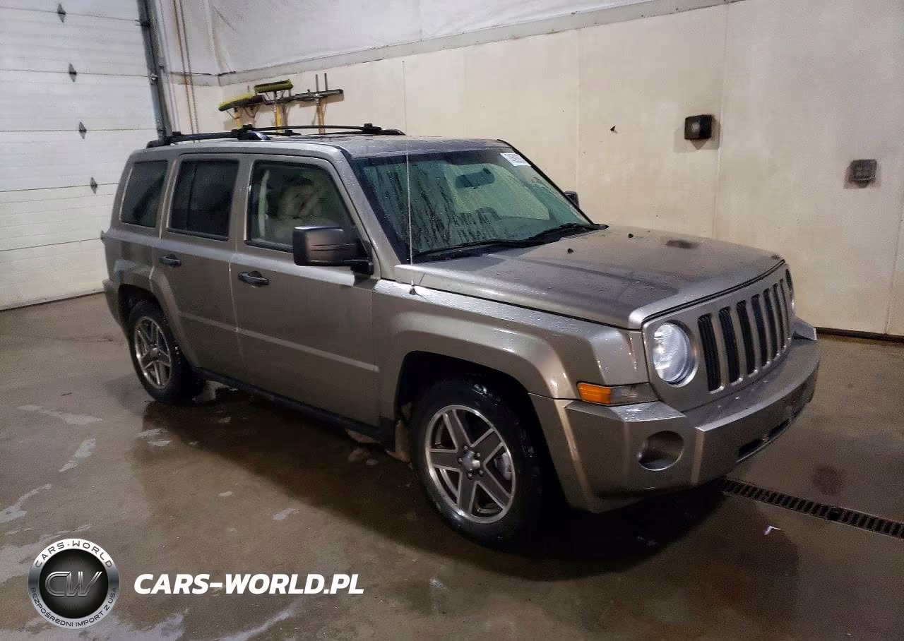 2008 Jeep Patriot Sport VIN:1J8FF28W48D742542 - 4