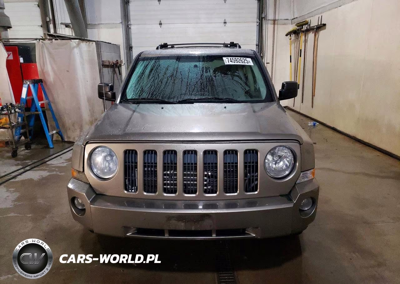 2008 Jeep Patriot Sport VIN:1J8FF28W48D742542 - 5