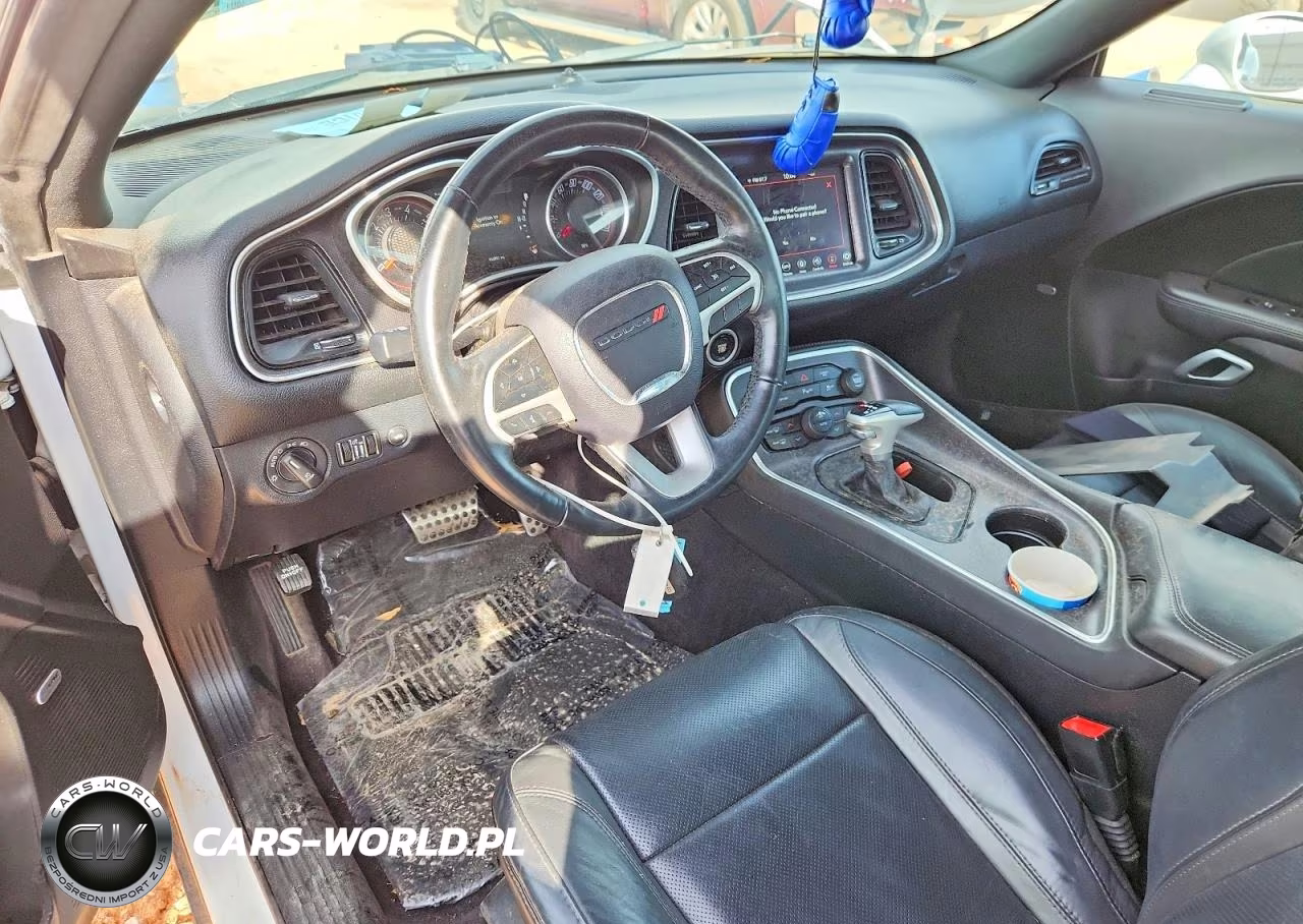 2018 Dodge Challenger Sxt VIN:2C3CDZAG5JH132433 - 8