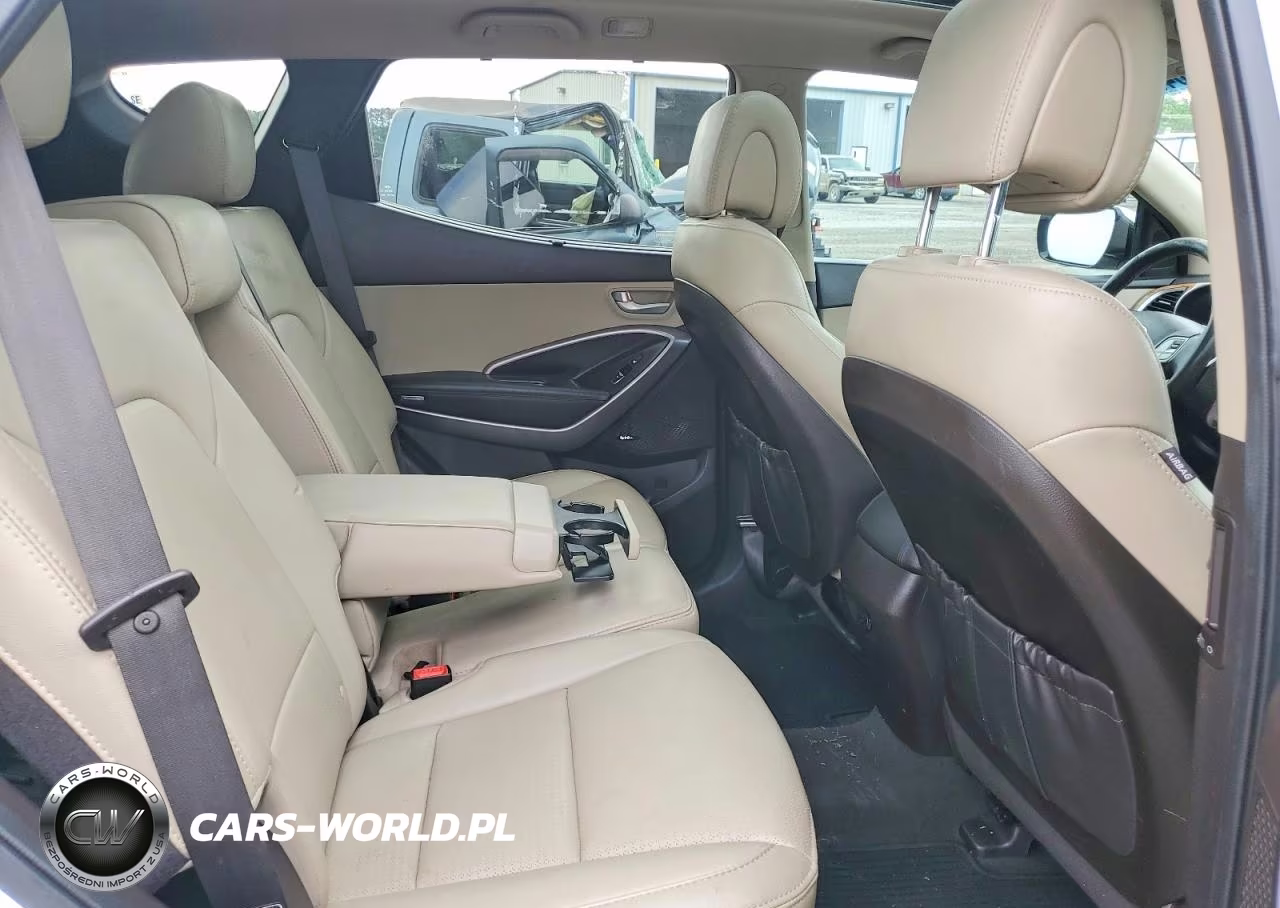 2016 Hyundai Santa Fe VIN:5XYZW4LA9GG305714 - 11