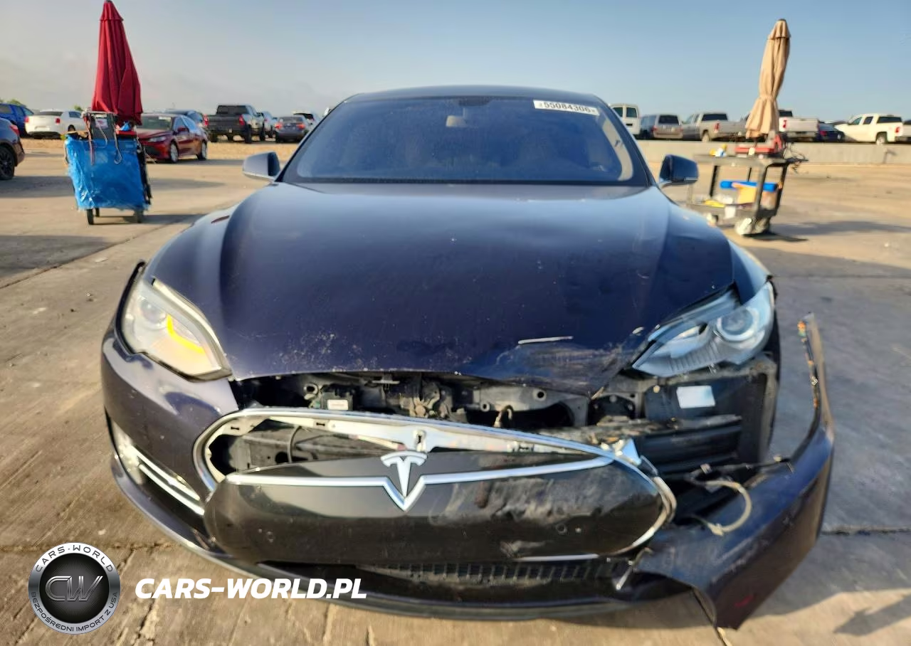 2013 Tesla Model S P85 VIN:5YJSA1DP2DFP27697 - 5