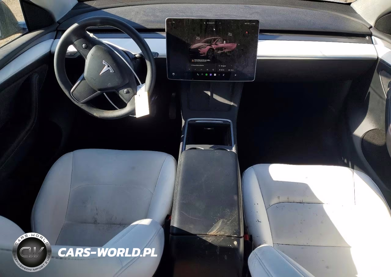 2025 Tesla Model Y VIN:7SAYGDEE0SF216612 - 8
