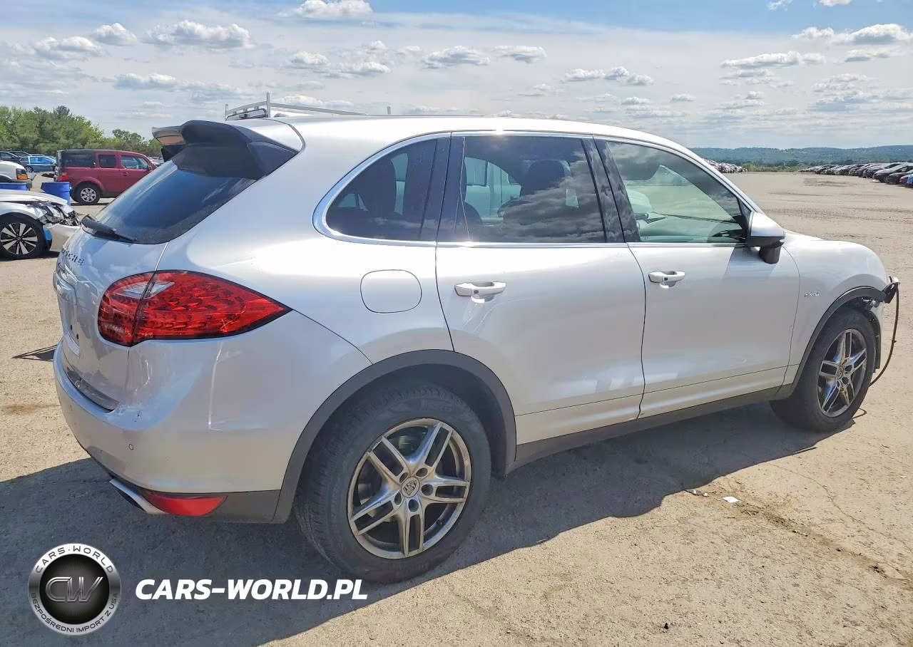 2013 Porsche Cayenne VIN:WP1AF2A2XDLA39924 - 3
