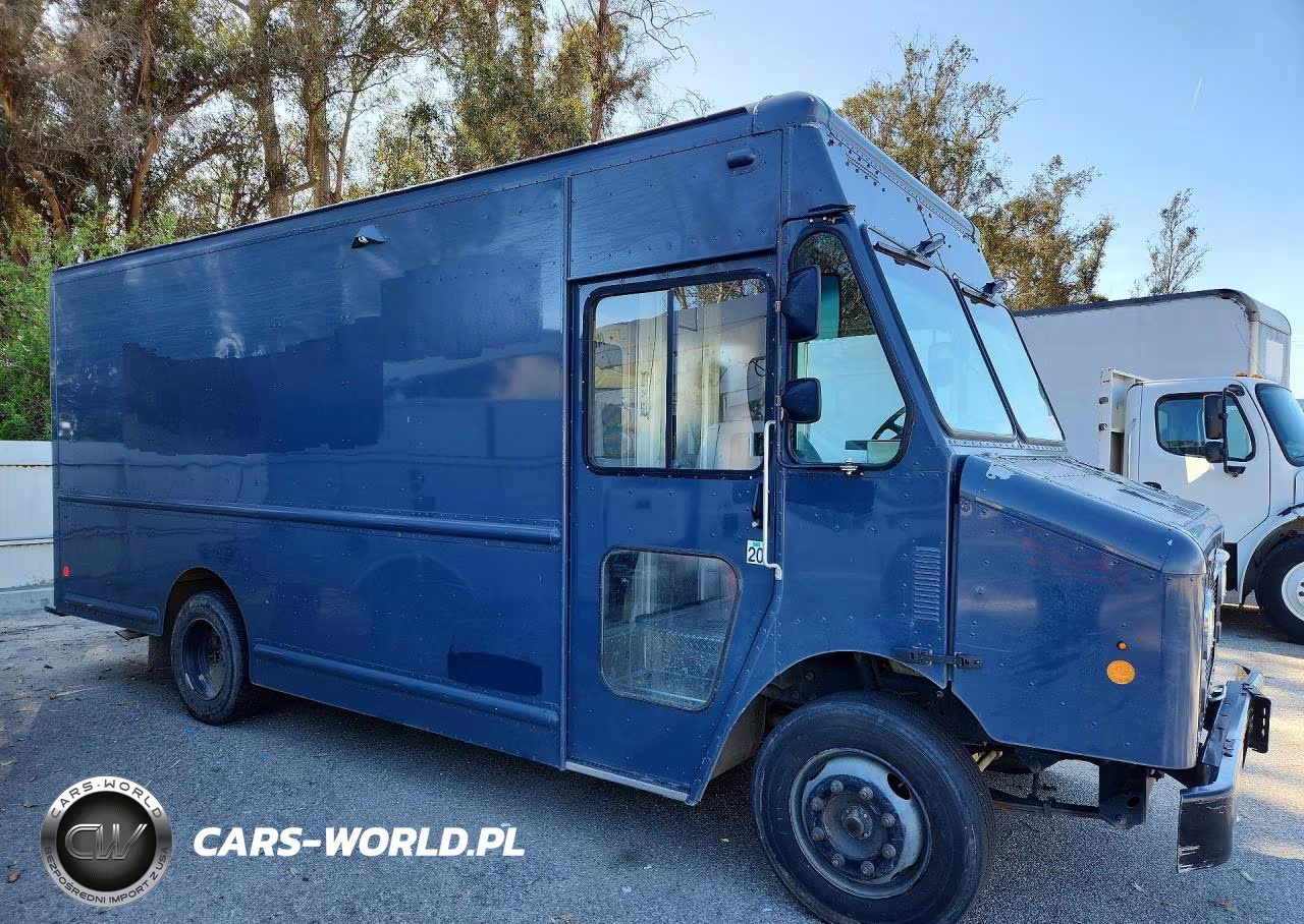 2020 Freightliner Chassis M Line Walk-In Van VIN:4UZAC2EA1LCLZ7063 - 4