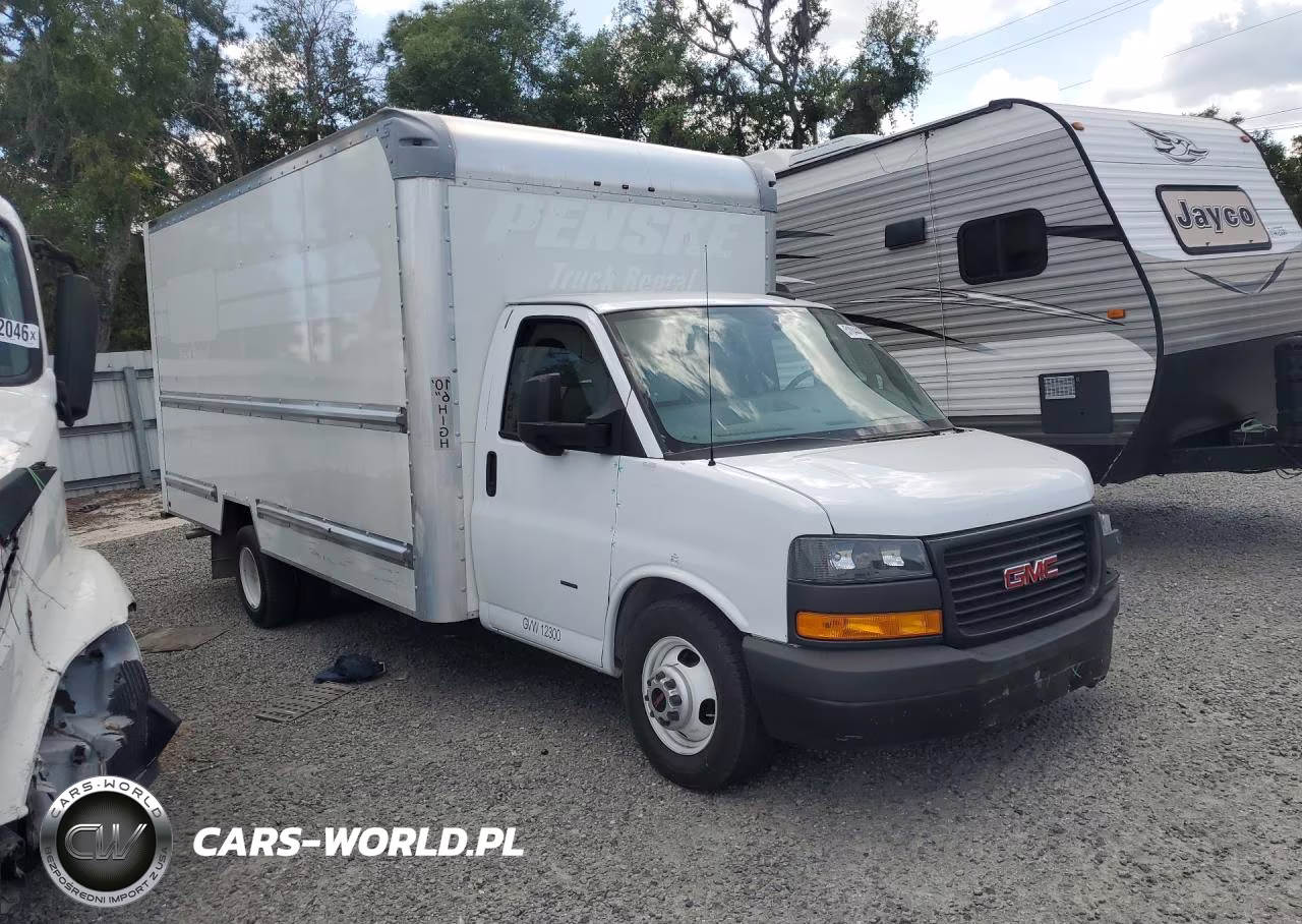 2023 GMC Savana Box Truck VIN:7GZ37TC76PN007067 - 4