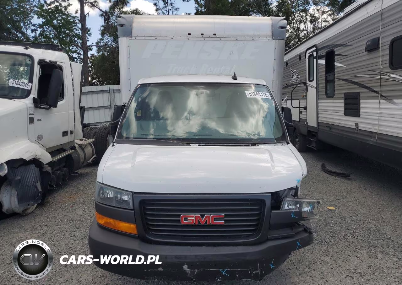 2023 GMC Savana Box Truck VIN:7GZ37TC76PN007067 - 5