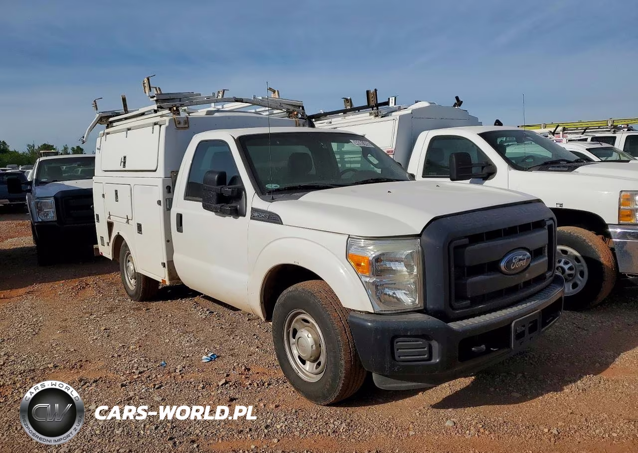 2013 Ford F350 Super Duty Utility - Service Truck VIN:1FDRF3A68DEB92427 - 4