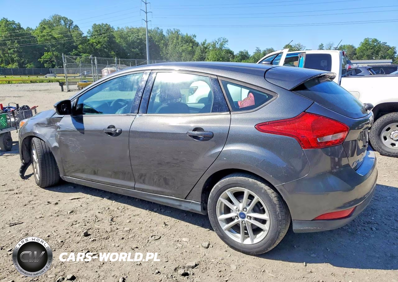 2015 Ford Focus Se VIN:1FADP3K26FL222777 - 2