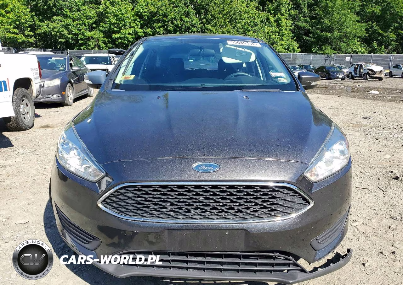 2015 Ford Focus Se VIN:1FADP3K26FL222777 - 5