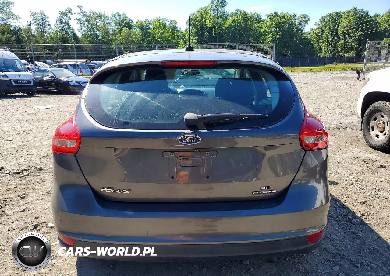 2015 Ford Focus Se VIN:1FADP3K26FL222777 - 6