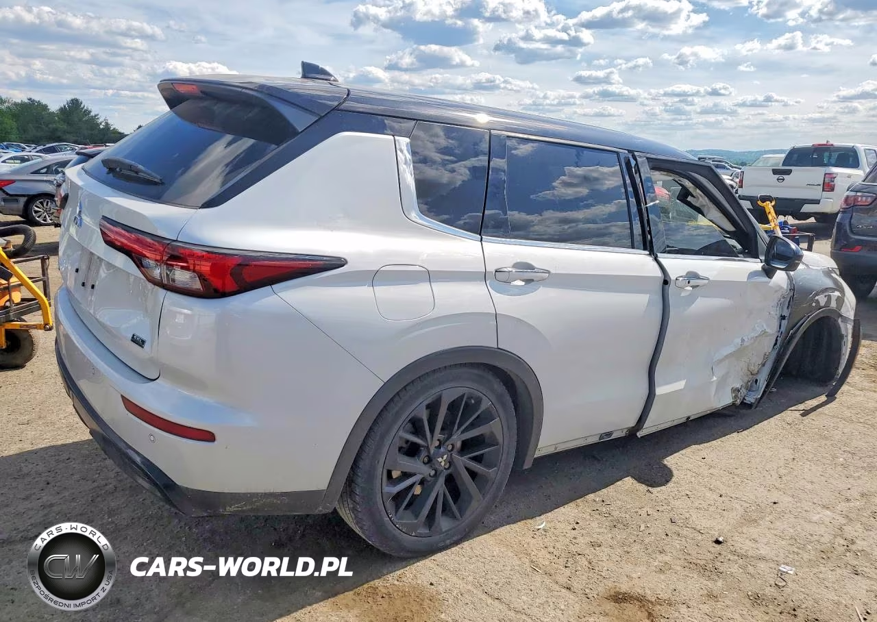 2023 Mitsubishi Outlander Sel VIN:JA4J3VA8XPZ008474 - 3