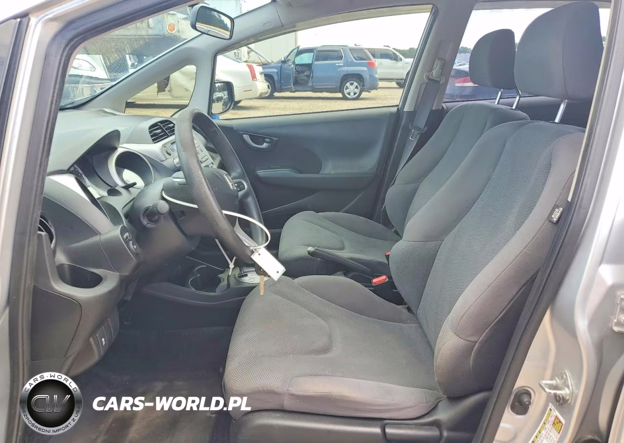 2012 Honda Fit VIN:JHMGE8H35CC023532 - 7