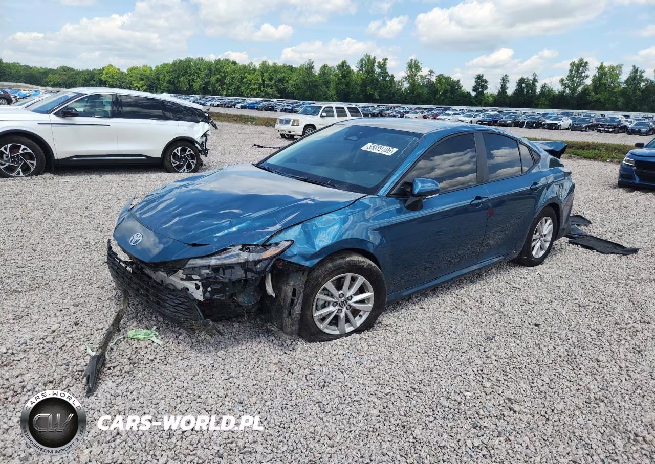 2025 Toyota Camry Le – zdjęcie 1 z 12