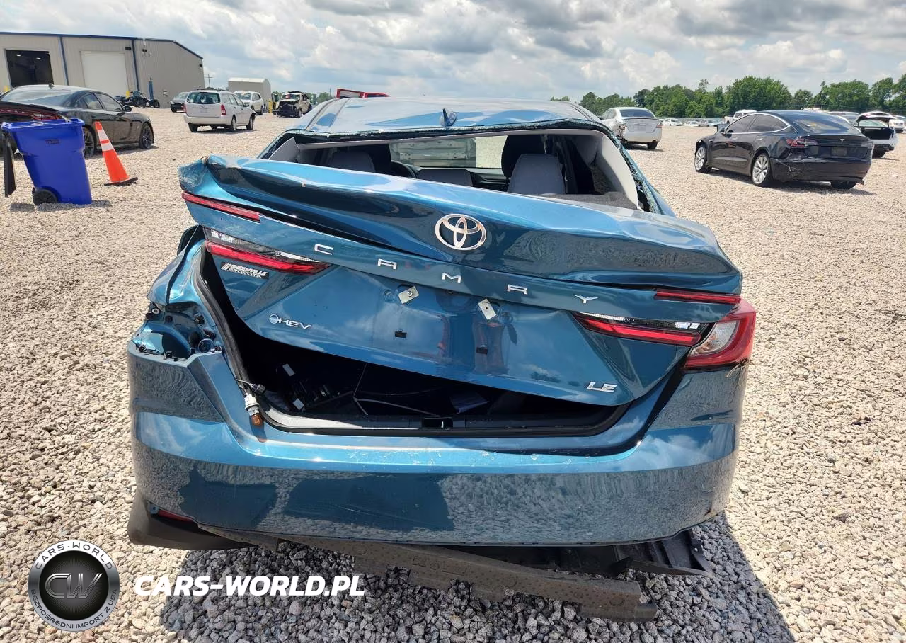 2025 Toyota Camry Le VIN:4T1DAACK5SU592018 - 6