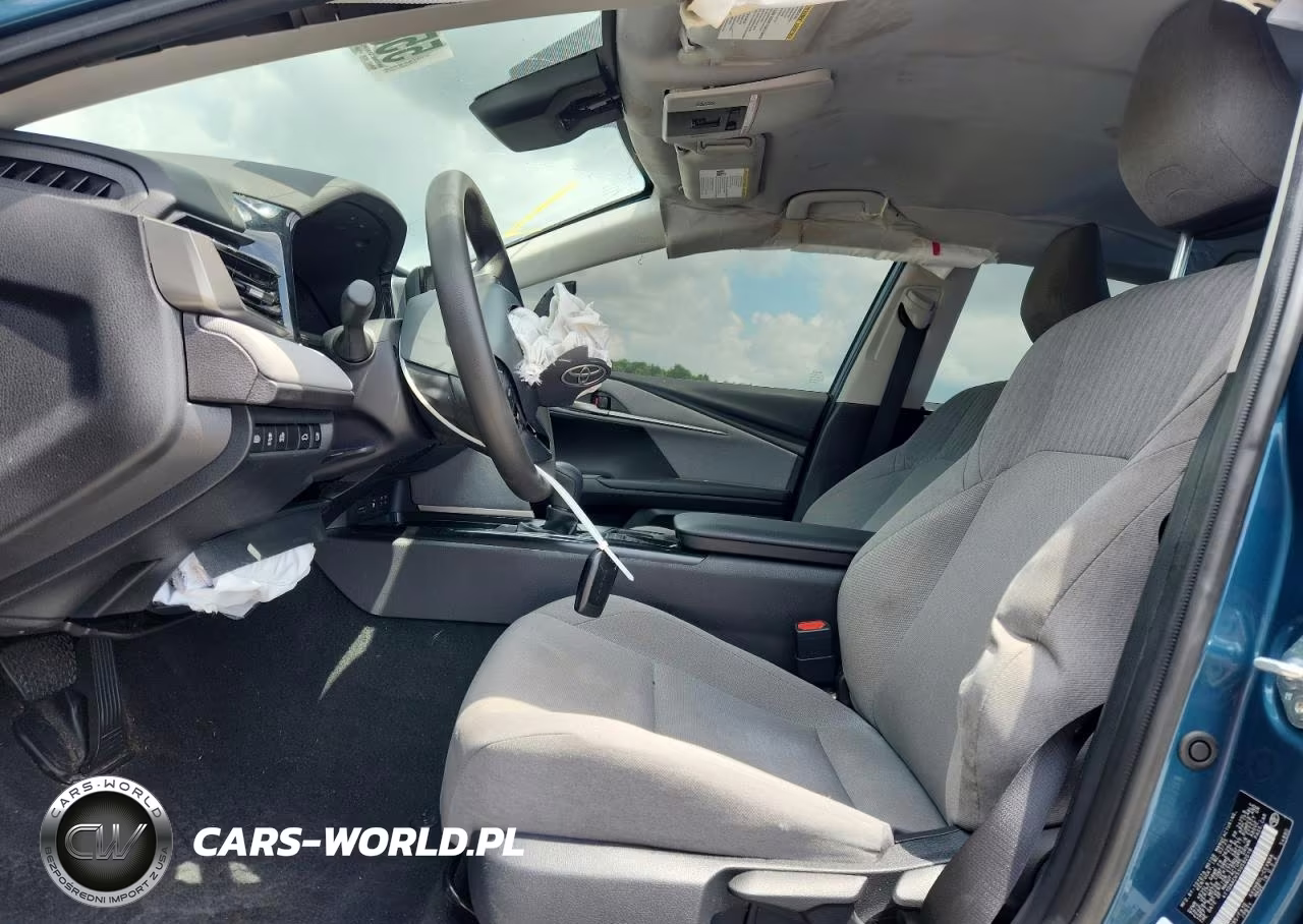 2025 Toyota Camry Le VIN:4T1DAACK5SU592018 - 7