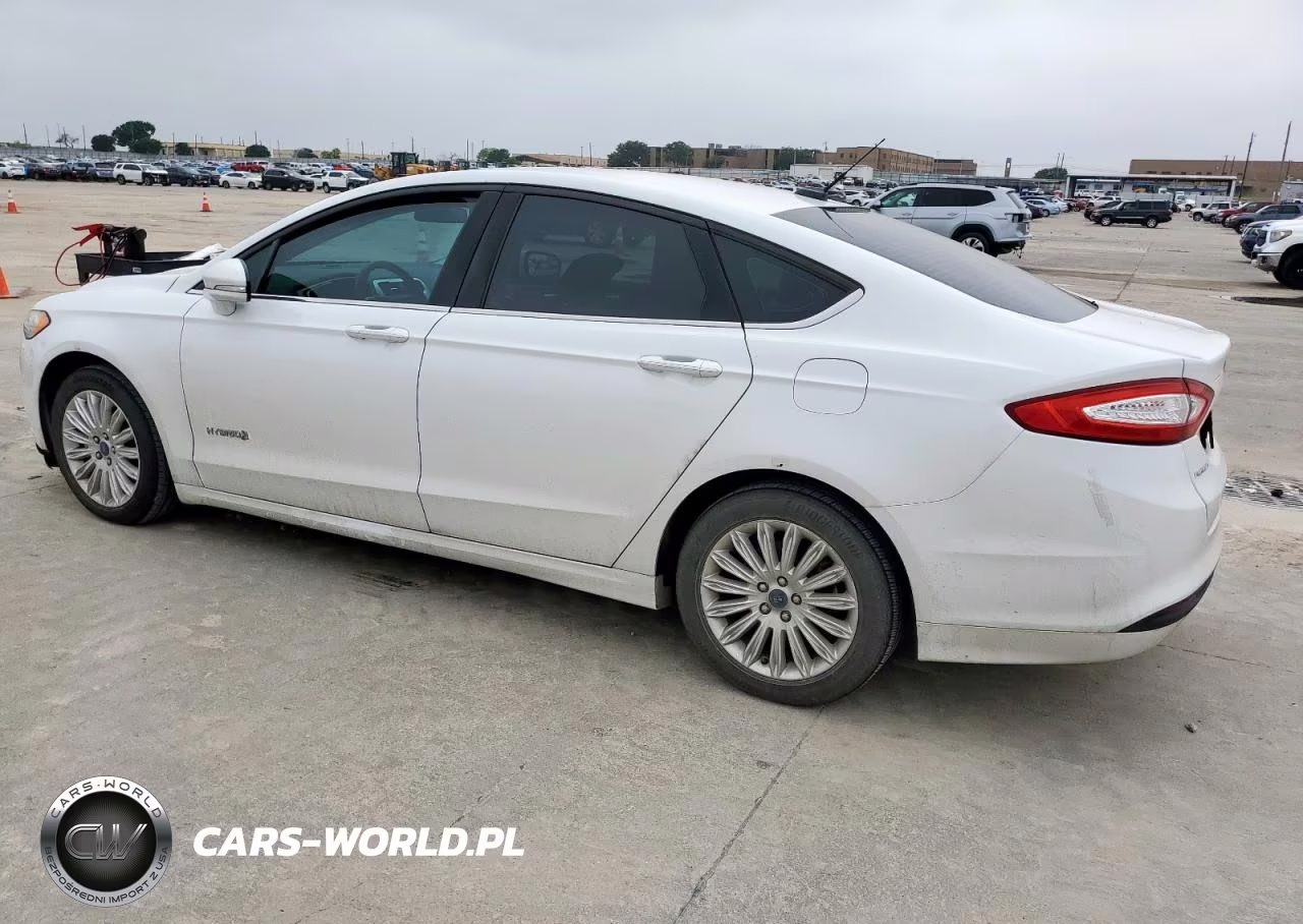 2015 Ford Fusion Se Hybrid VIN:3FA6P0LU8FR120129 - 2