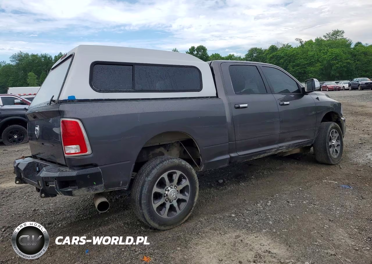 2015 Ram 3500 Laramie VIN:3C63R3EL7FG662192 - 3