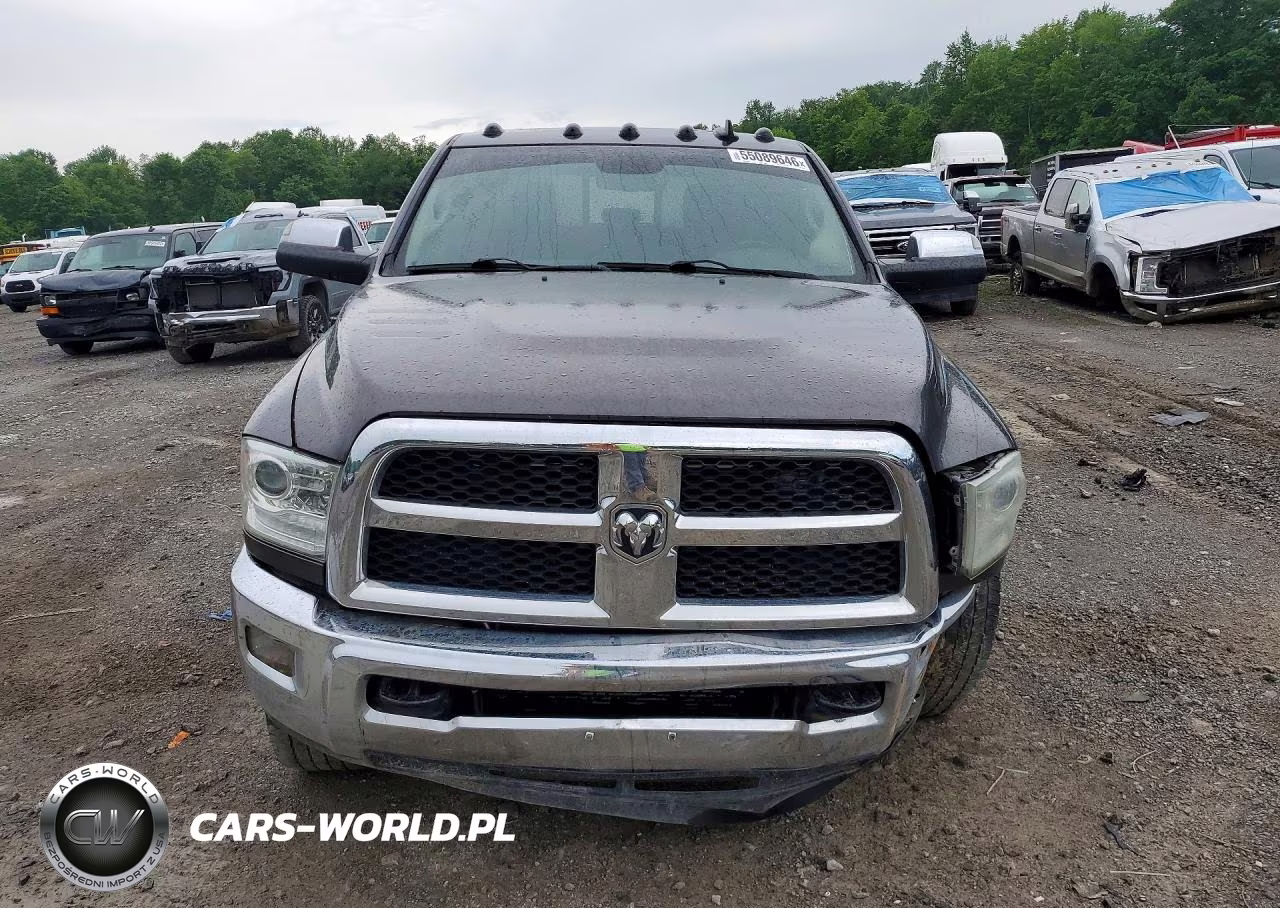 2015 Ram 3500 Laramie VIN:3C63R3EL7FG662192 - 5