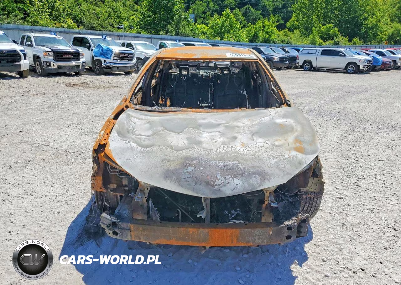 2018 Toyota Corolla Le VIN:2T1BURHE0JC078030 - 5