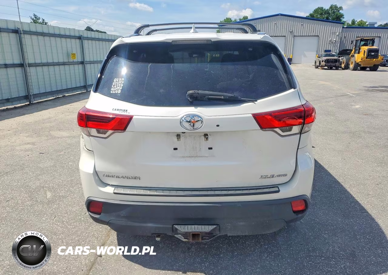2019 Toyota Highlander Xle VIN:5TDJZRFH8KS608361 - 6