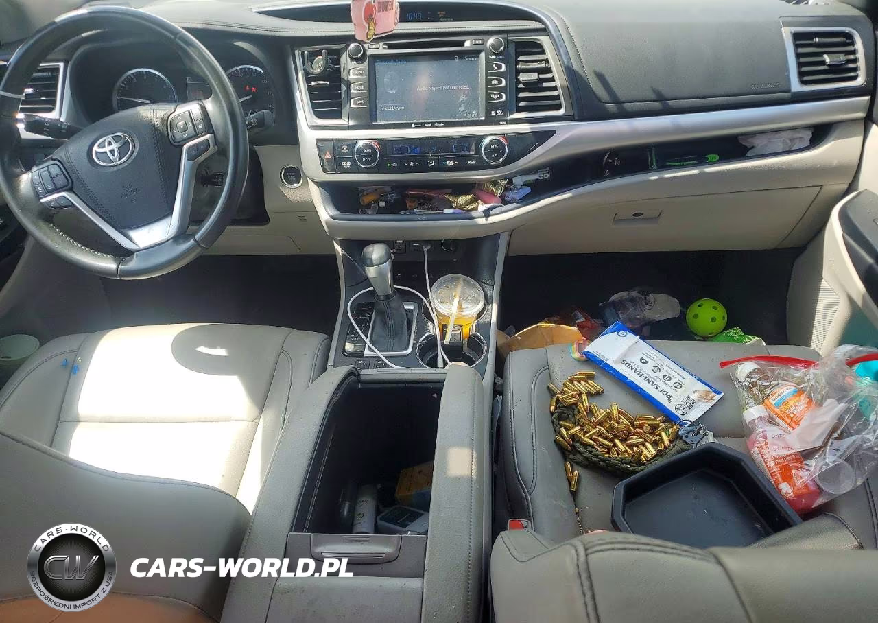 2019 Toyota Highlander Xle VIN:5TDJZRFH8KS608361 - 8