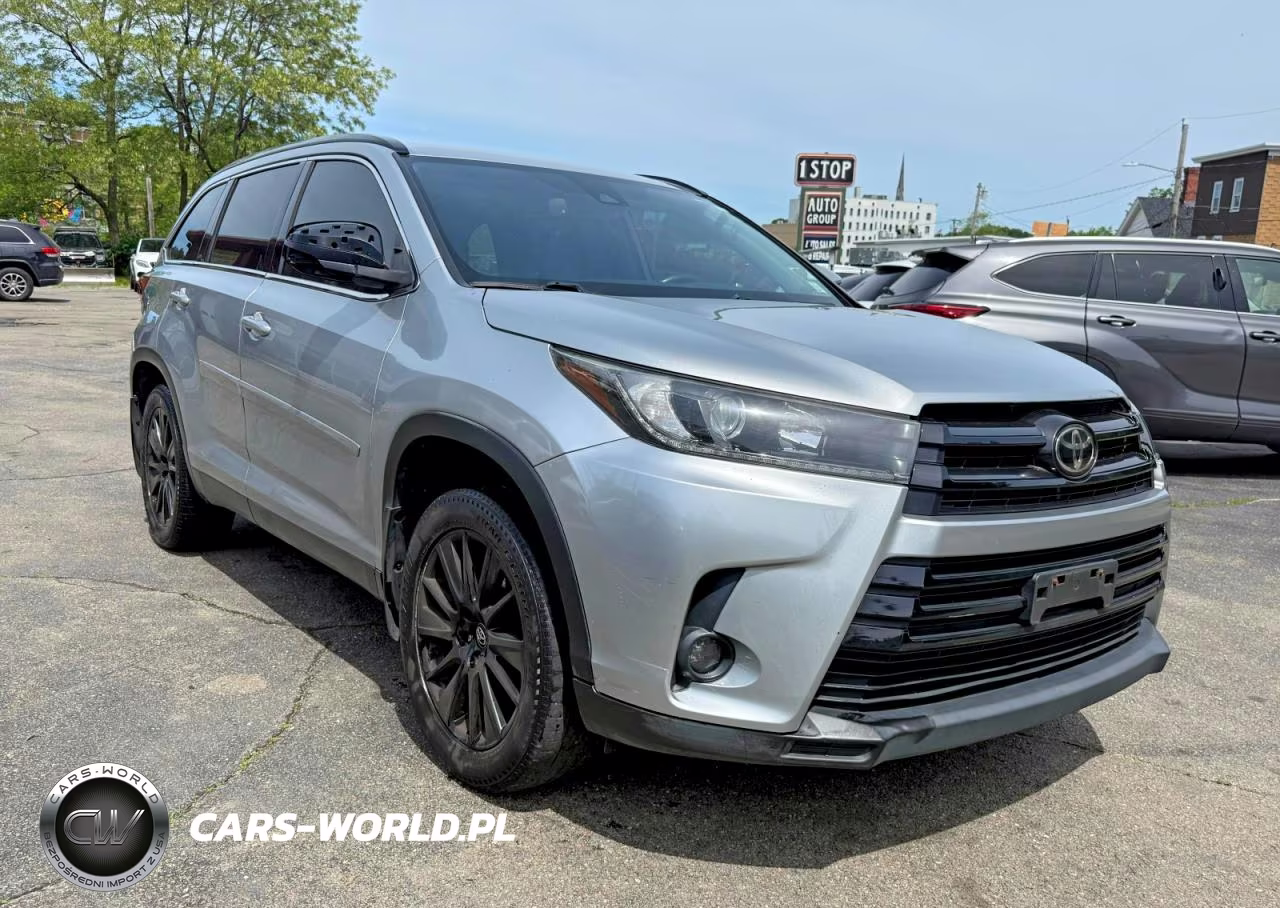 2019 Toyota Highlander Se VIN:5TDJZRFH5KS565789 - 4