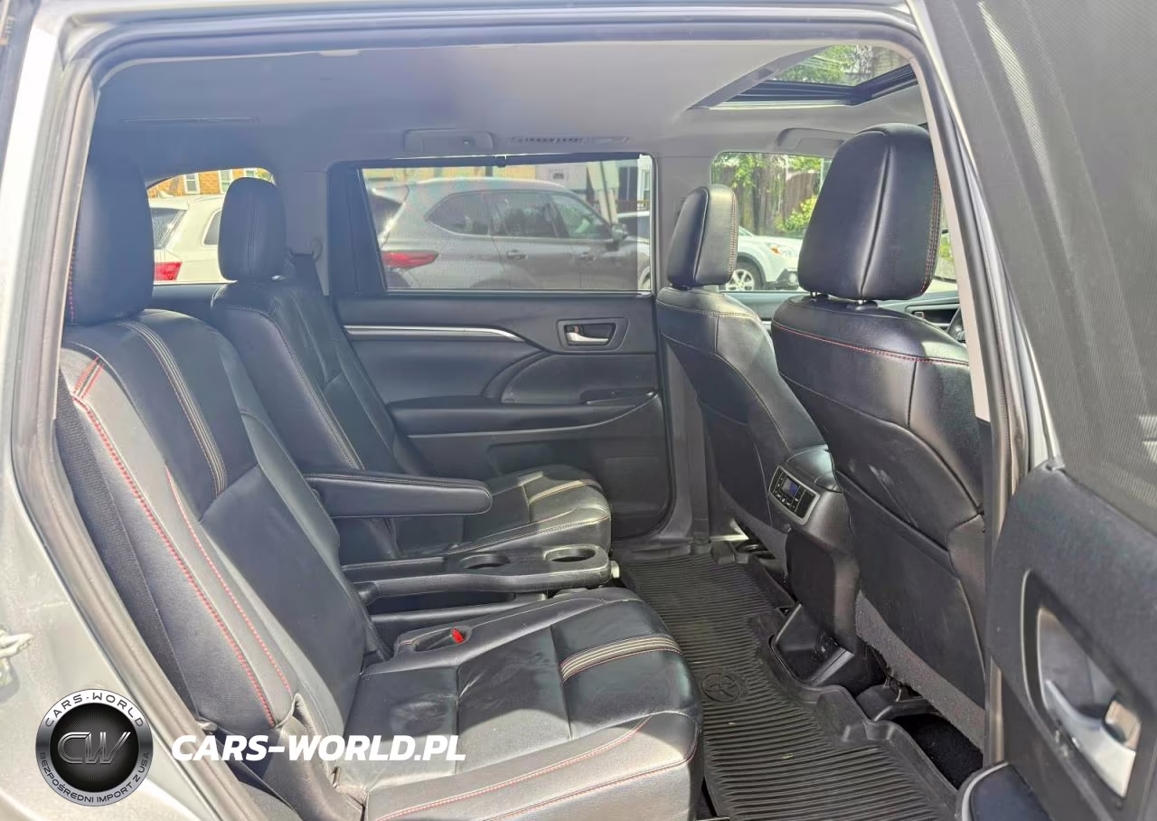 2019 Toyota Highlander Se VIN:5TDJZRFH5KS565789 - 6