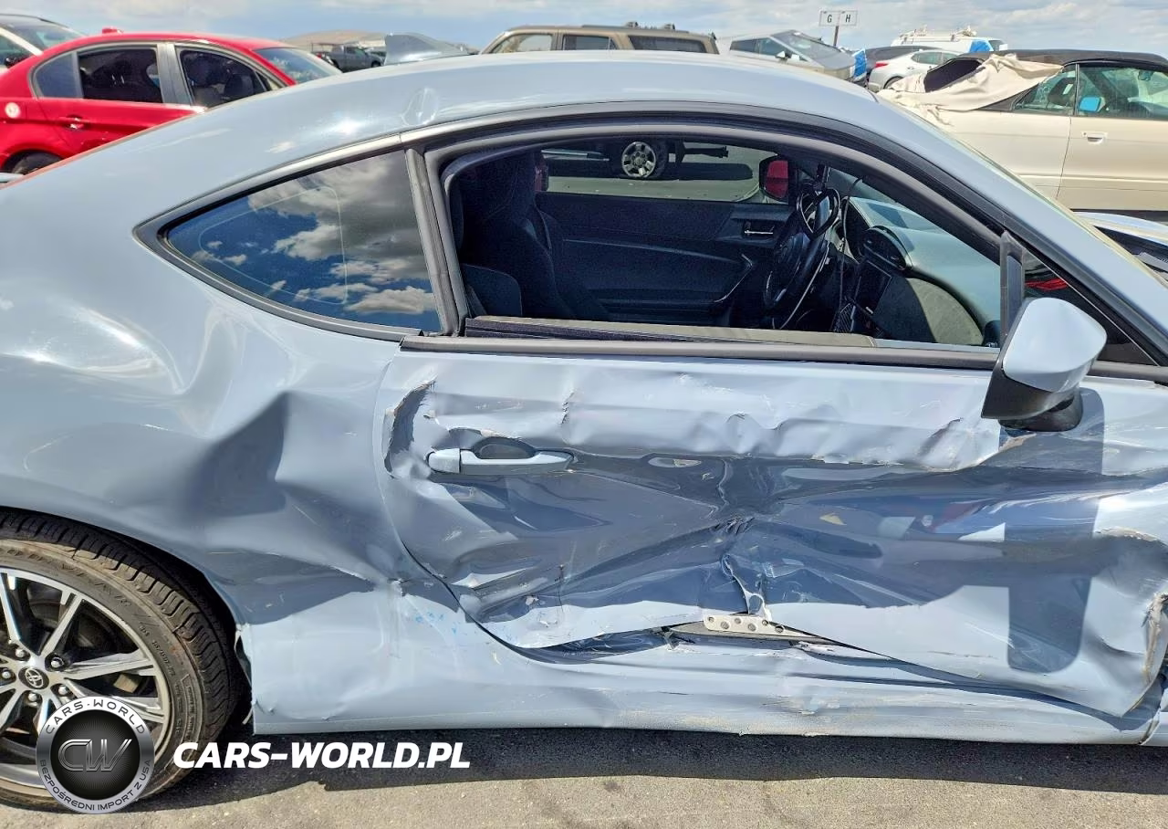 2018 Toyota 86 Base VIN:JF1ZNAA12J8700858 - 10