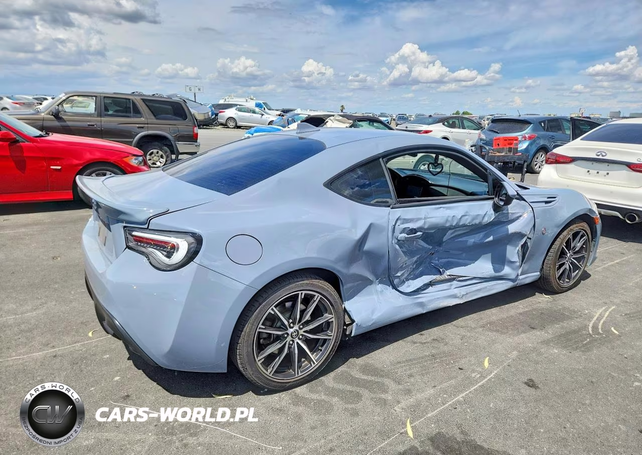 2018 Toyota 86 Base VIN:JF1ZNAA12J8700858 - 3