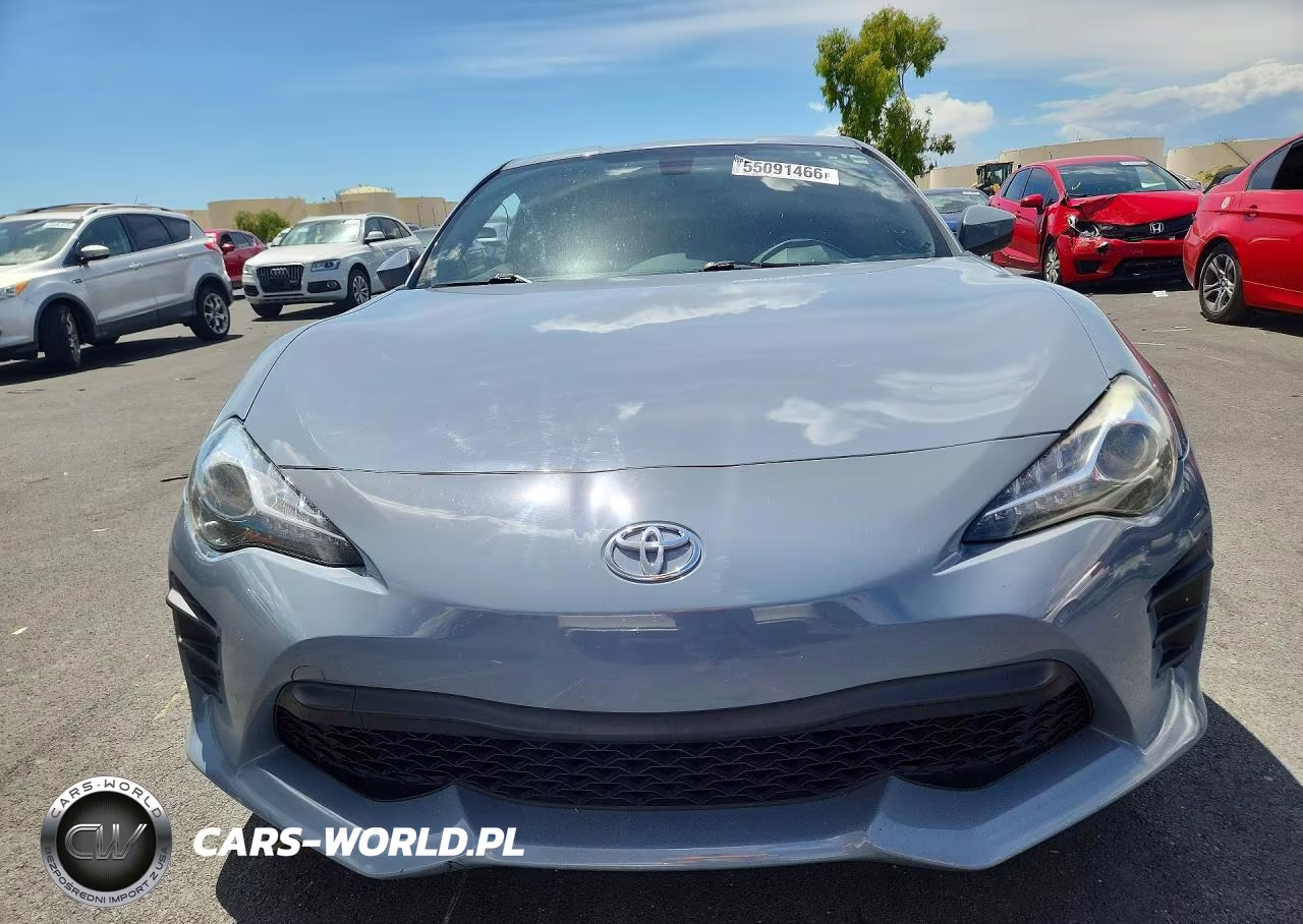 2018 Toyota 86 Base VIN:JF1ZNAA12J8700858 - 5
