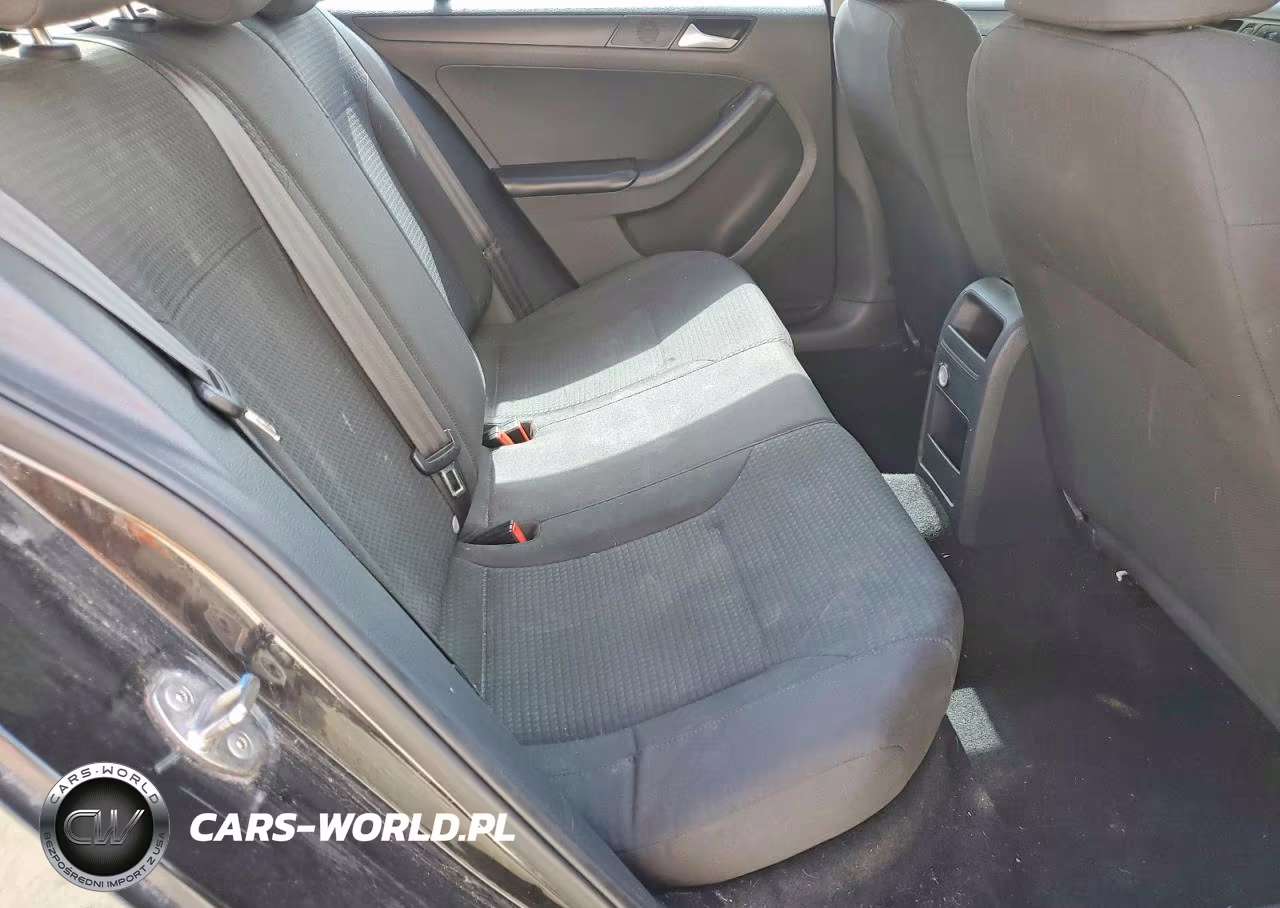 2015 Volkswagen Jetta Base VIN:3VW2K7AJ5FM349211 - 10