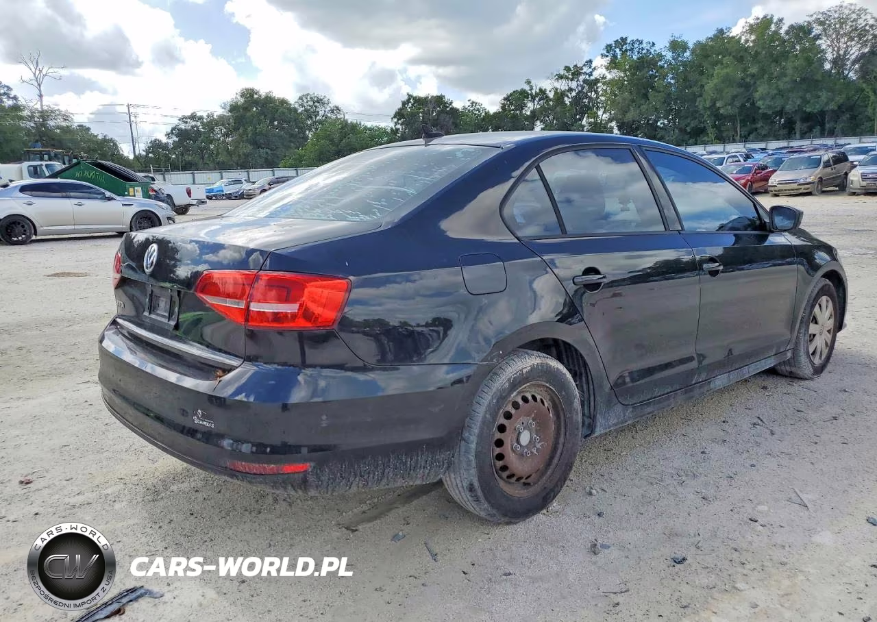 2015 Volkswagen Jetta Base VIN:3VW2K7AJ5FM349211 - 3
