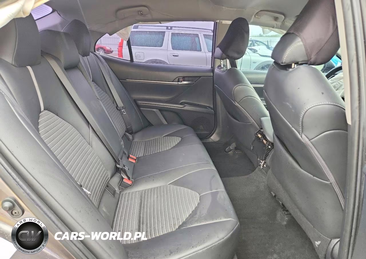 2019 Toyota Camry Se VIN:4T1B11HK6KU714725 - 10