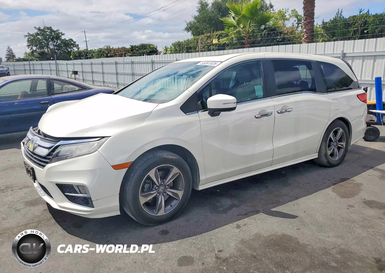 2019 Honda Odyssey Touring – zdjęcie 1 z 13