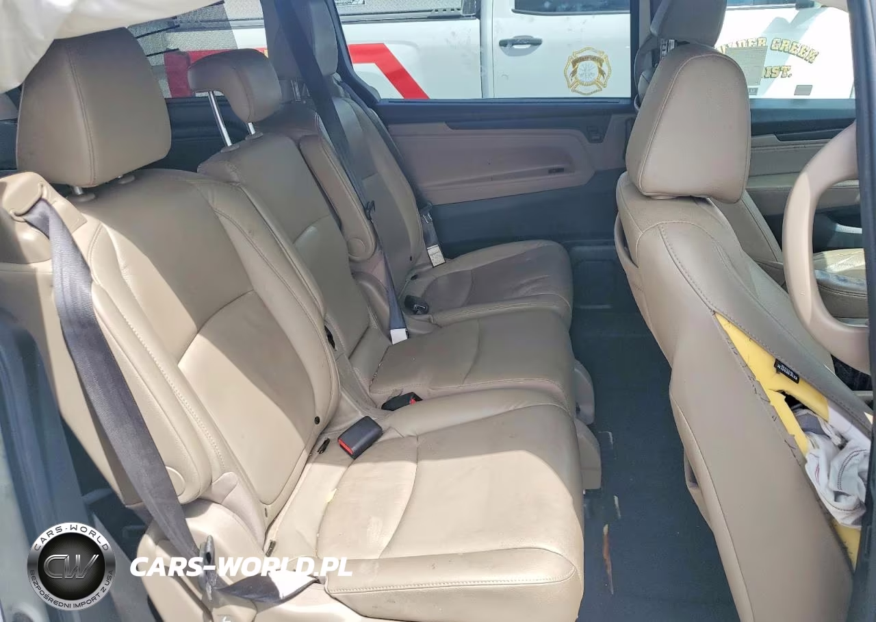 2019 Honda Odyssey Touring VIN:5FNRL6H82KB051371 - 11