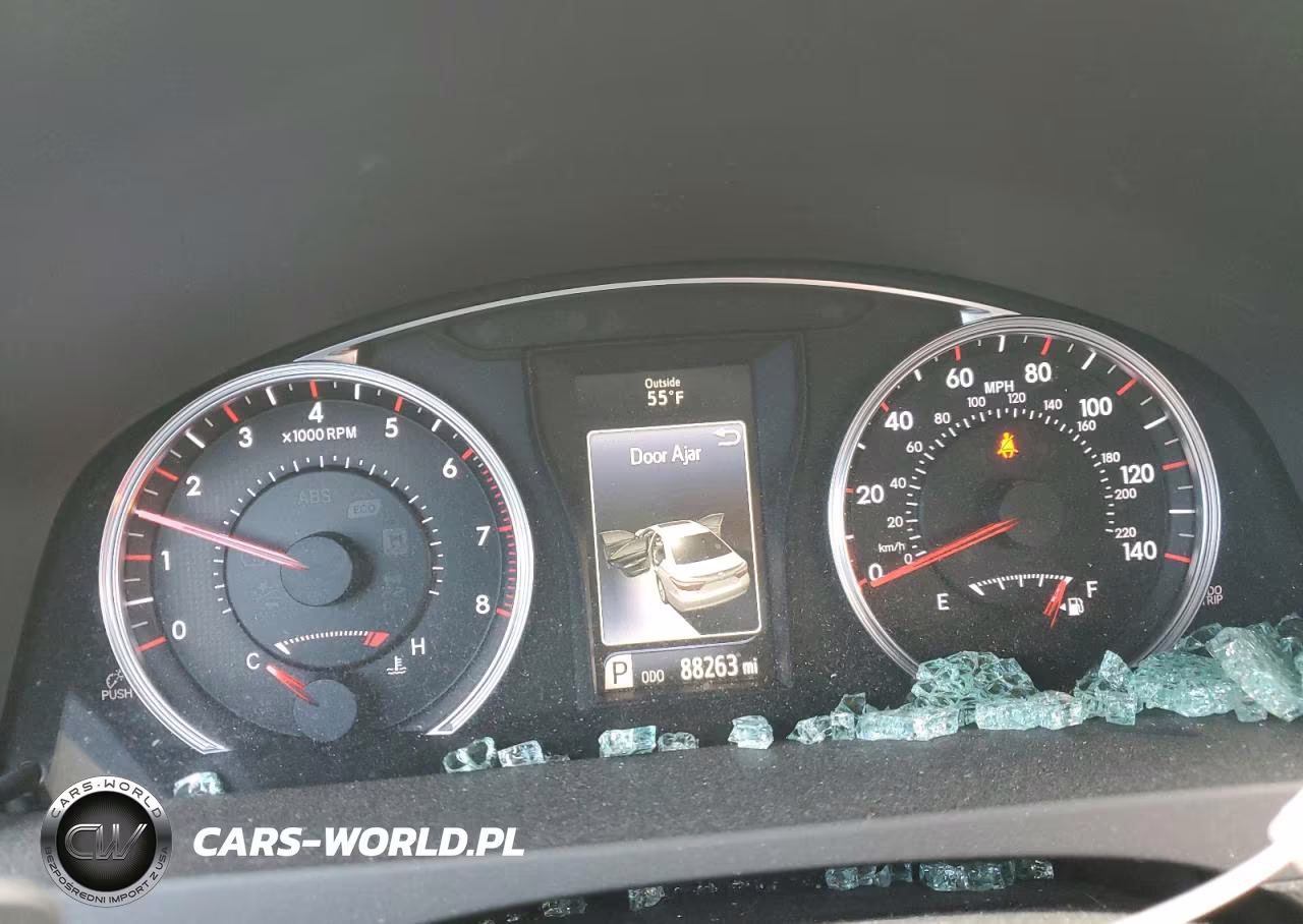 2016 Toyota Camry Le VIN:4T1BF1FK1GU580122 - 12