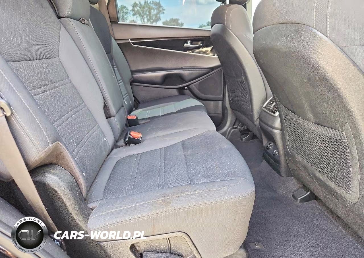 2018 Kia Sorento Lx VIN:5XYPG4A36JG338413 - 10