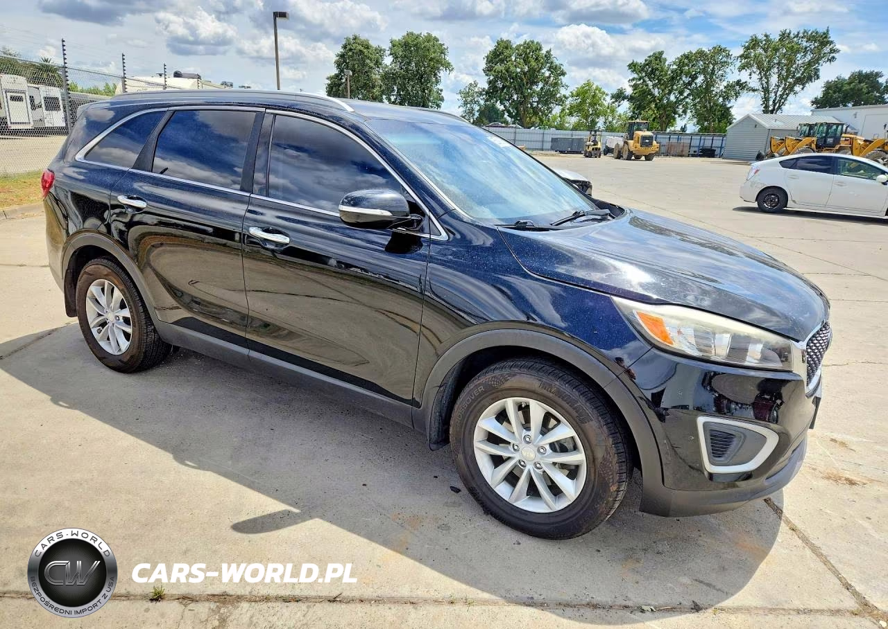 2018 Kia Sorento Lx VIN:5XYPG4A36JG338413 - 4