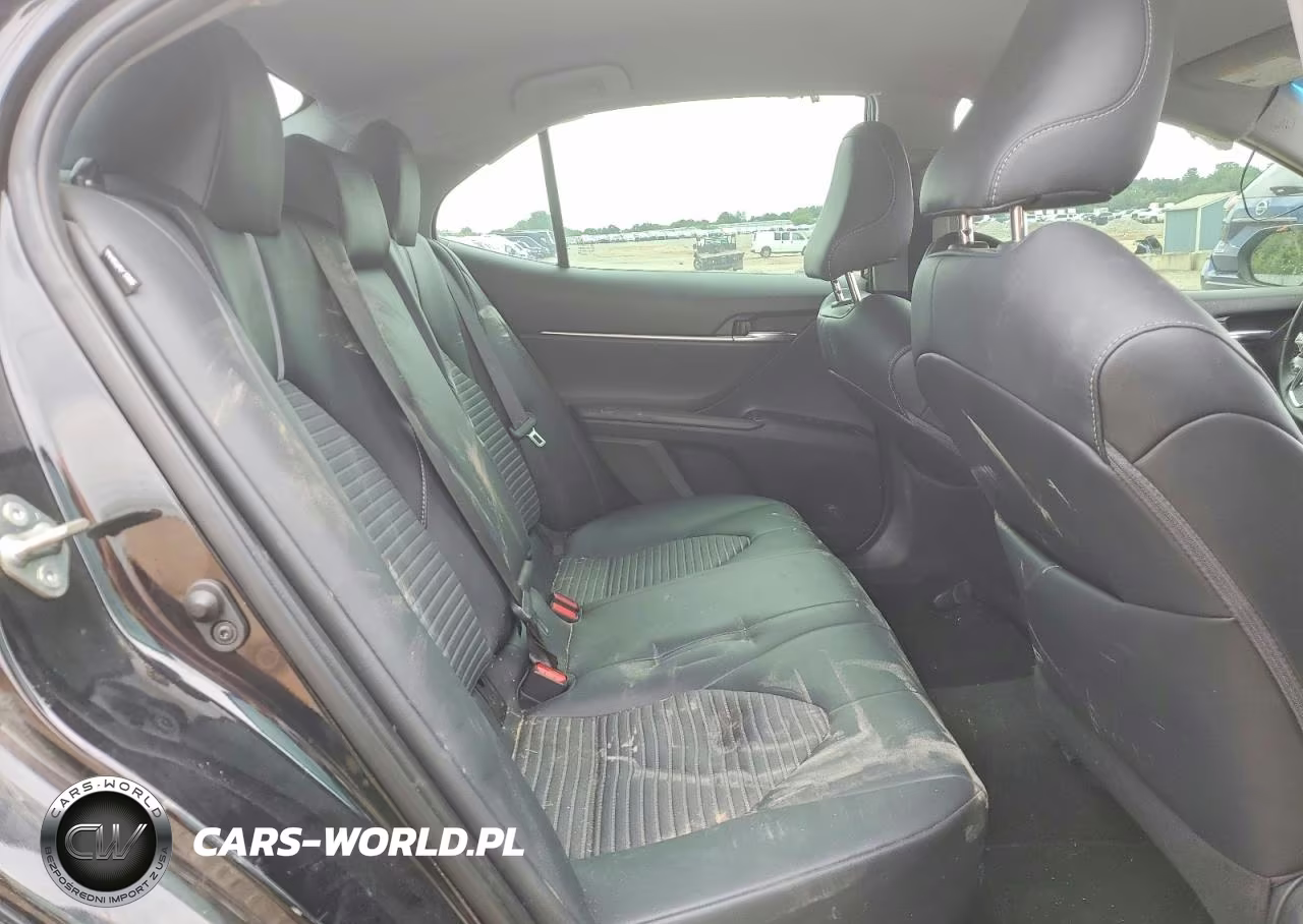 2019 Toyota Camry Se VIN:4T1B11HK2KU268573 - 10