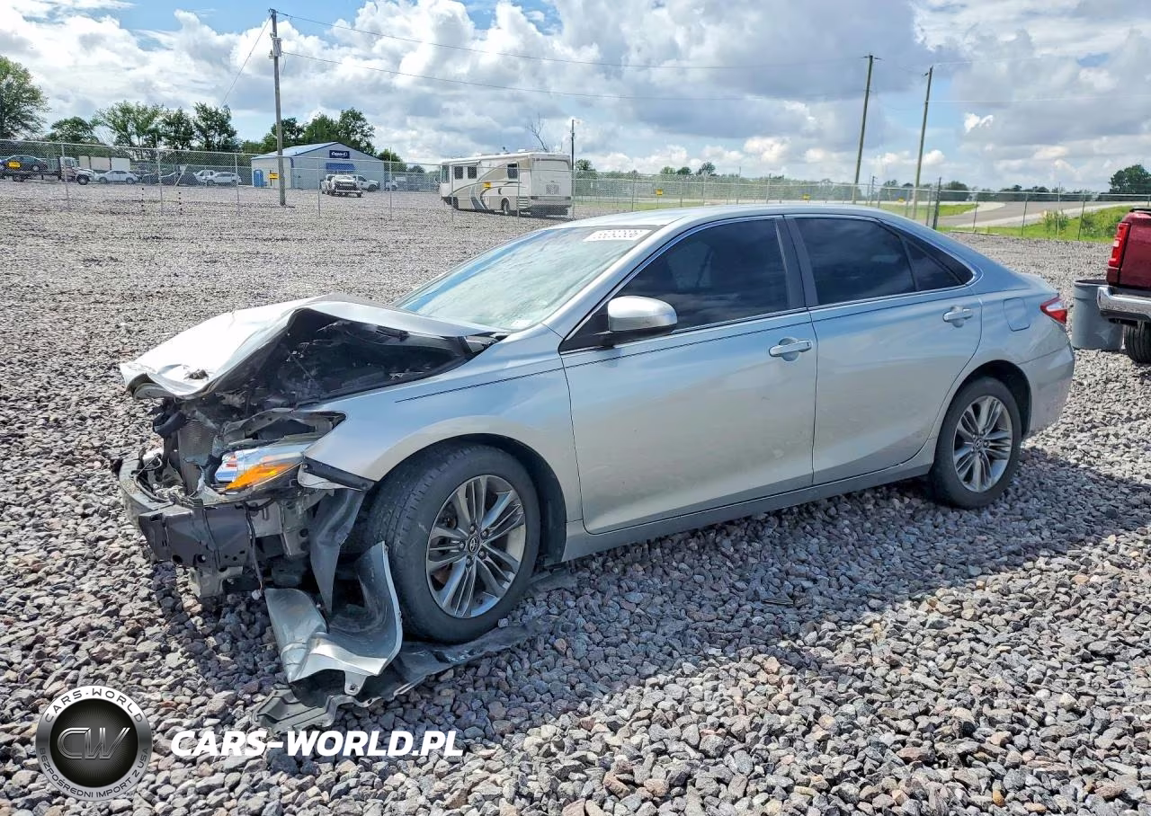 2016 Toyota Camry Se – zdjęcie 1 z 13