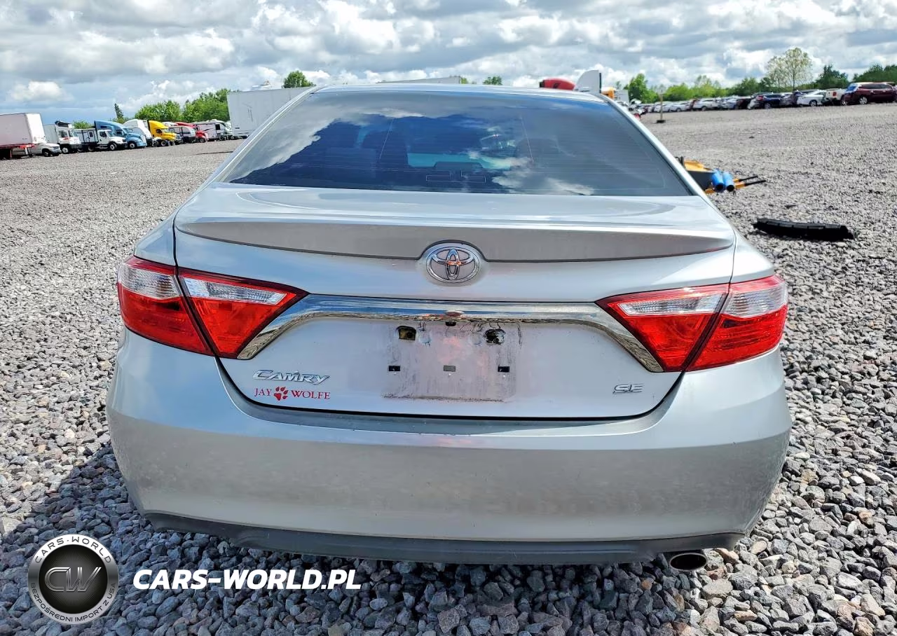 2016 Toyota Camry Se VIN:4T1BF1FK6GU252193 - 6