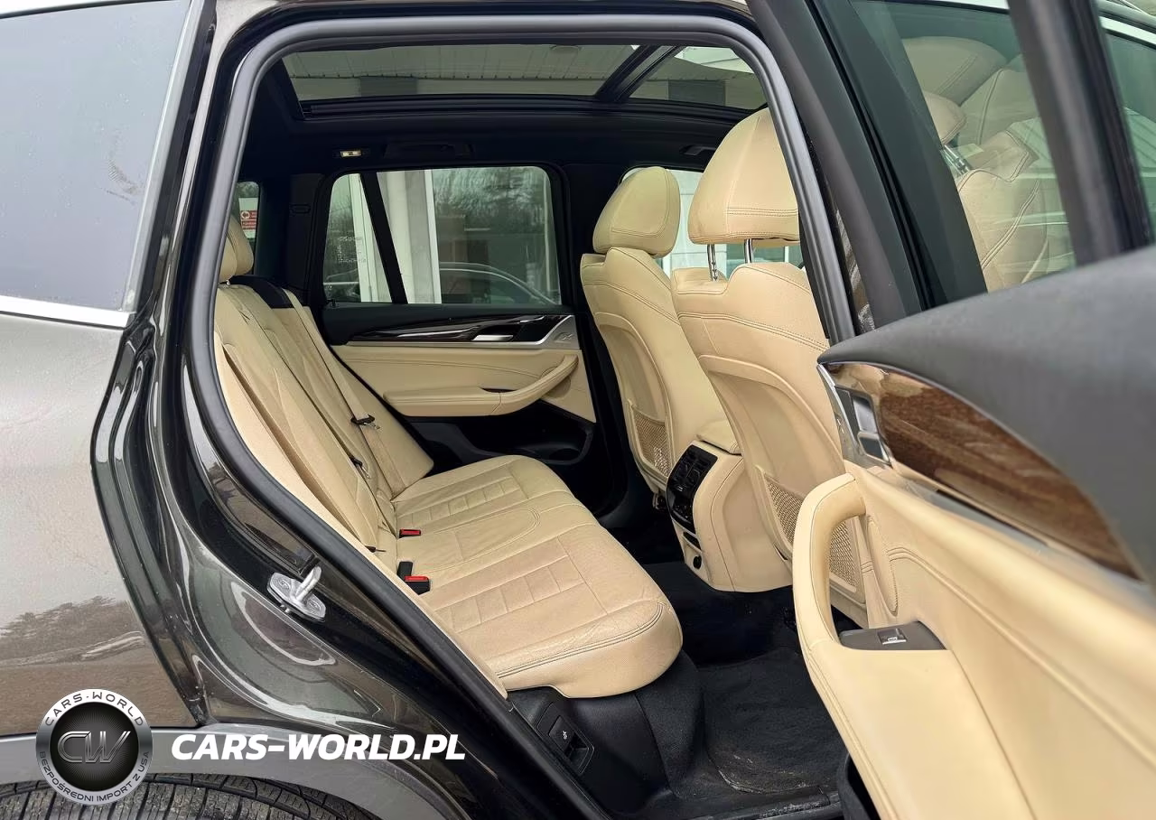 2018 BMW X3 xDrive30I VIN:5UXTR9C59JLC75432 - 6