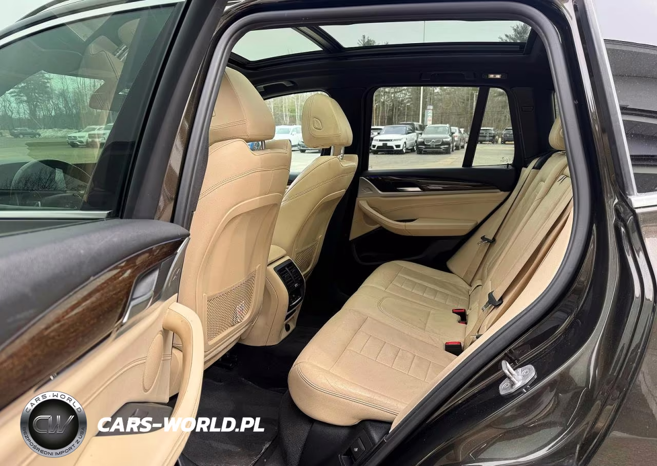 2018 BMW X3 xDrive30I VIN:5UXTR9C59JLC75432 - 7