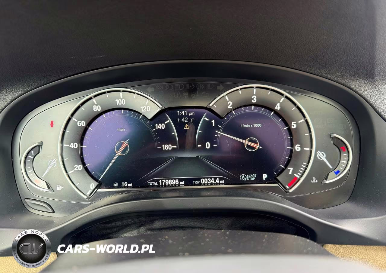2018 BMW X3 xDrive30I VIN:5UXTR9C59JLC75432 - 9