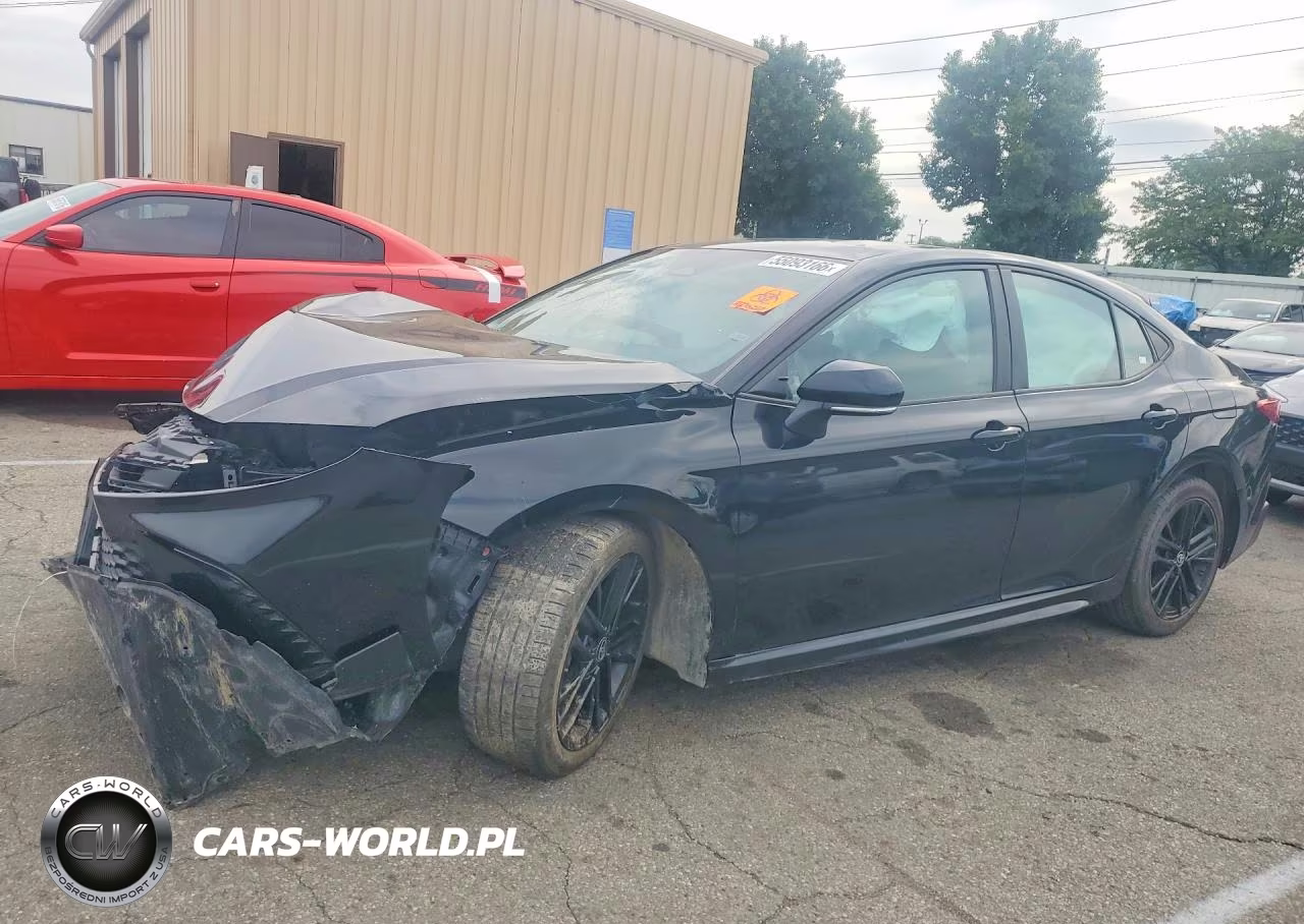 2025 Toyota Camry Se – zdjęcie 1 z 12