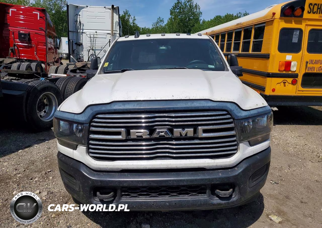2023 Ram 3500 Tradesman VIN:3C63RRGL8PG509502 - 5