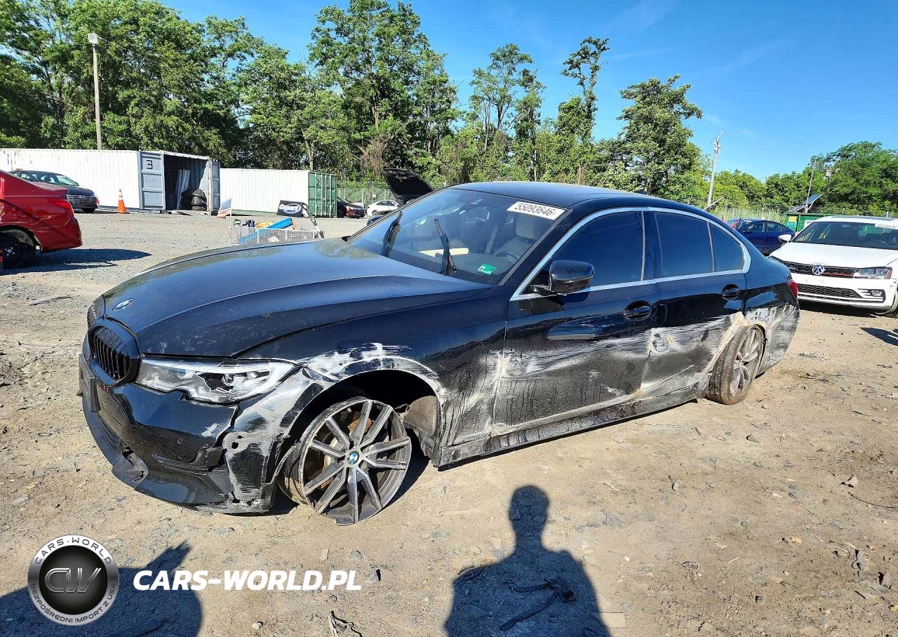 2021 BMW 330Xi – zdjęcie 1 z 12