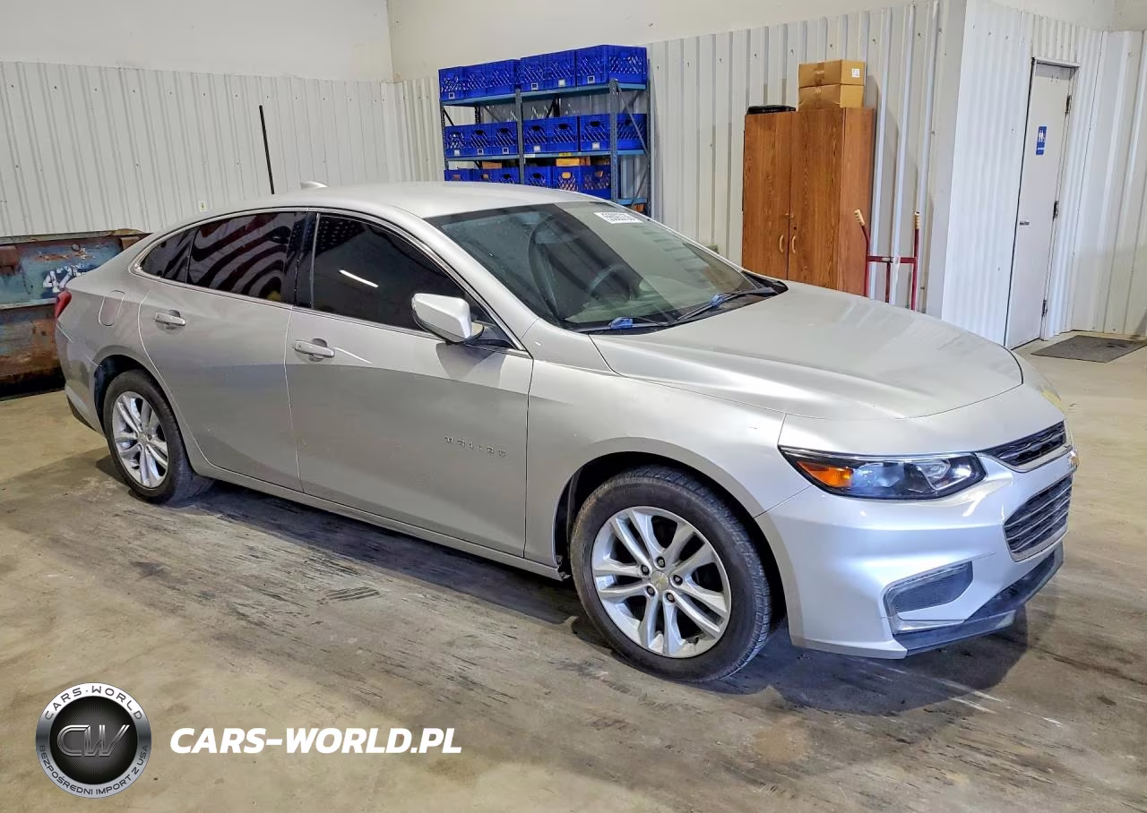 2018 Chevrolet Malibu Lt VIN:1G1ZD5ST8JF124668 - 4