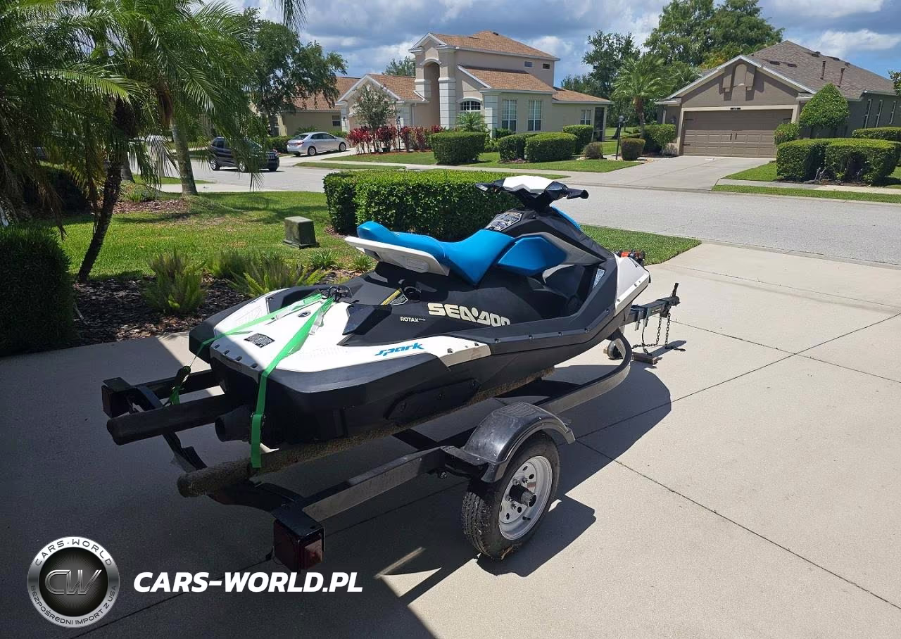 2020 Sea Doo Jet Ski VIN:YDV53934C020 - 3